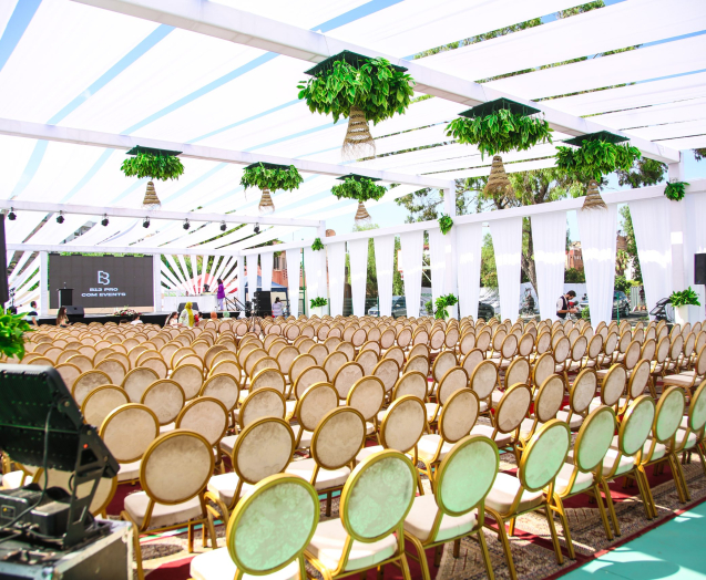 pics v0_0008_1E8A1159